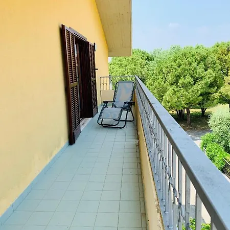 Lello Apartment - Gardacase Net Apartmán *